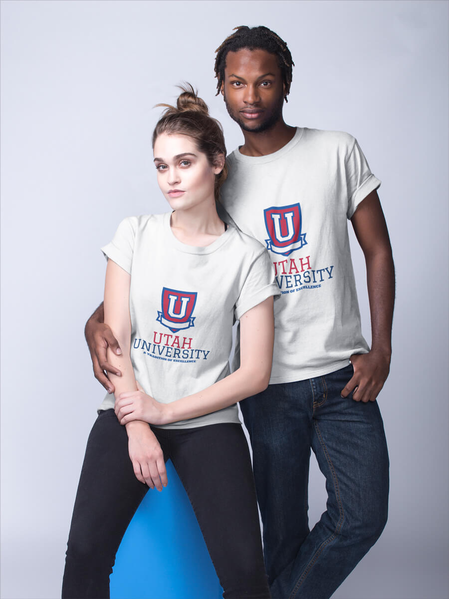 Download Placeit T Shirts Mockup Of An Interracial Couple At A Photo Studio