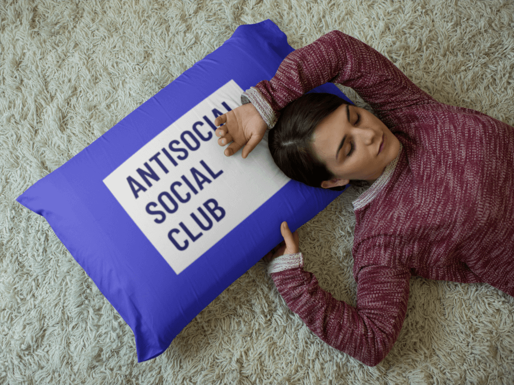 Pillow mockup 4