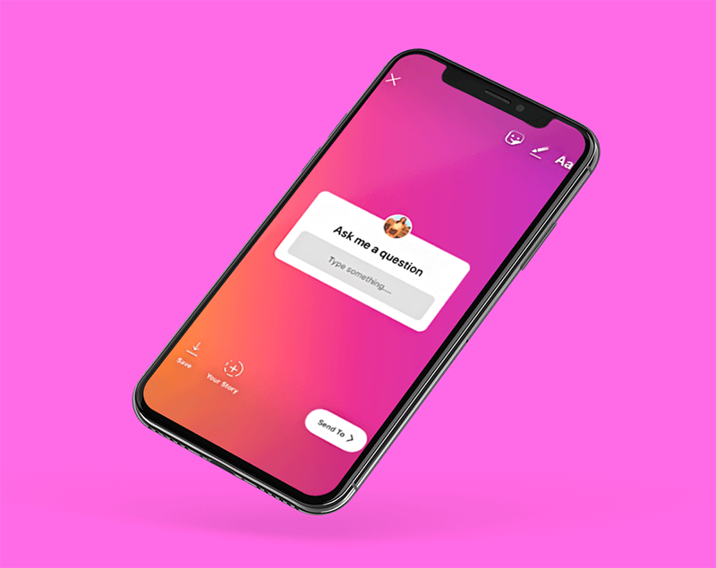 Minimal Iphone X Mockup Featuring A Solid Color Backdrop