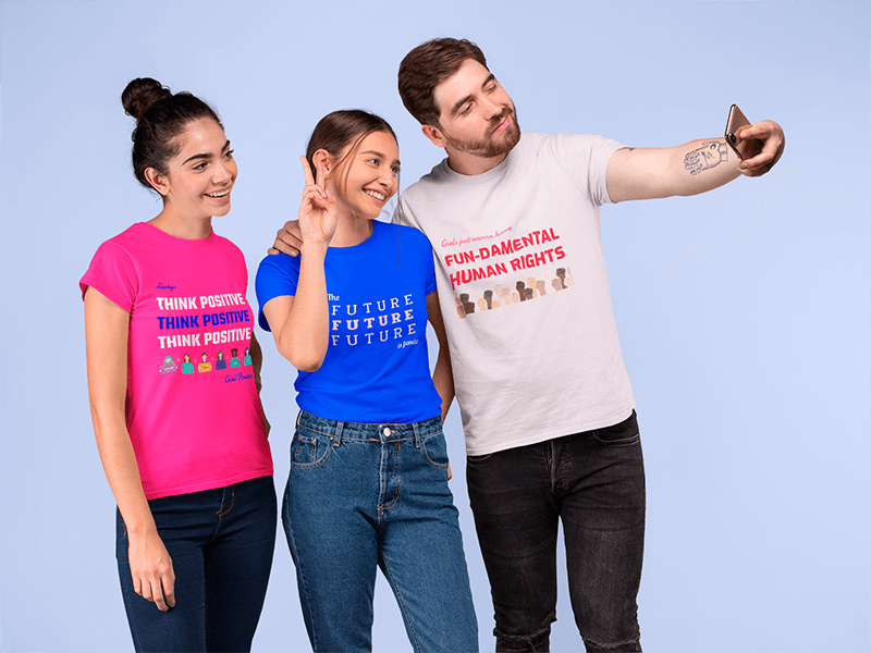 T Shirt Mockup Of Three Friends Taking A Selfie In A Studio