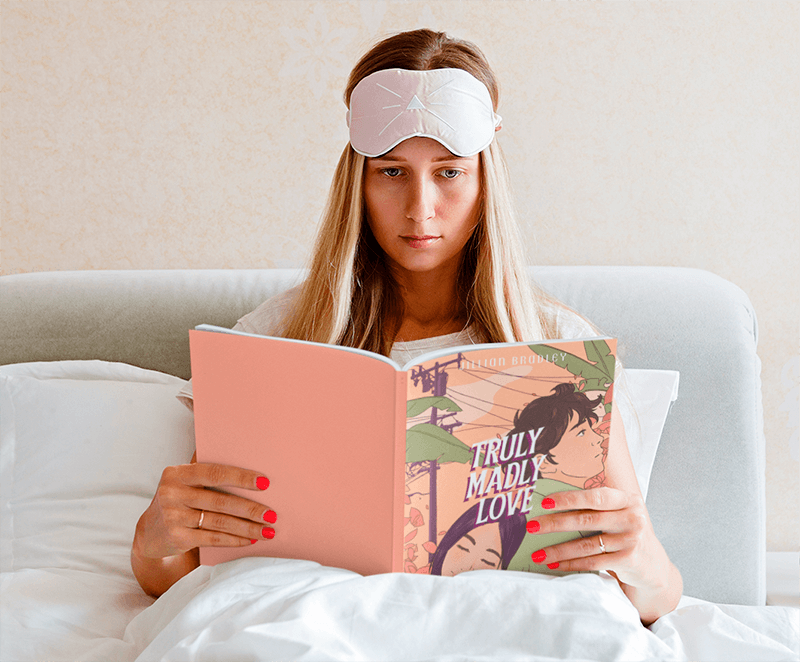 Book Mockup Of A Woman Reading In Bed