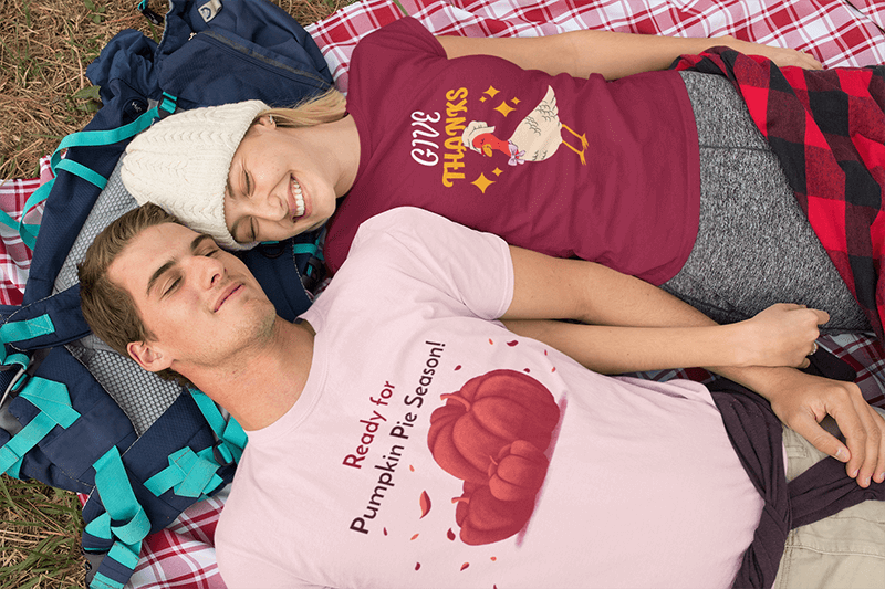 T Shirt Mockup Of A Couple Lying Together