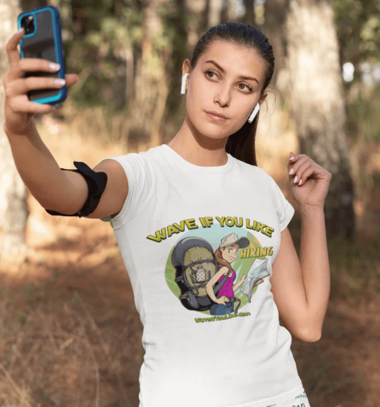 Women.selfie.hiking.outdoors