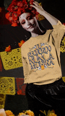 Three Quarter Sleeve Tee Video Of A Woman With Traditional Catrina Makeup For Day Of The Dead2