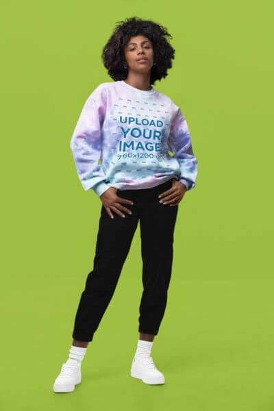 Mockup Of A Woman With An Afro Hairstyle Wearing A Tie Dye Sweatshirt