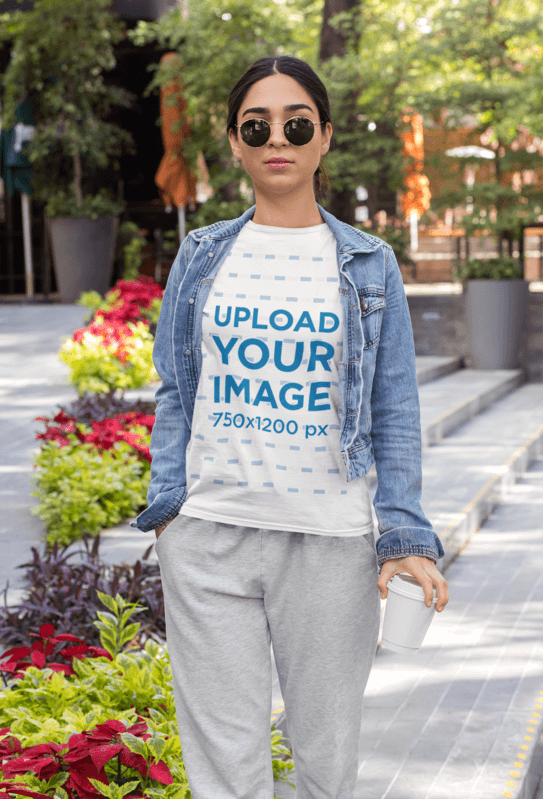 T Shirt Mockup Of An Athleisure Styled Woman